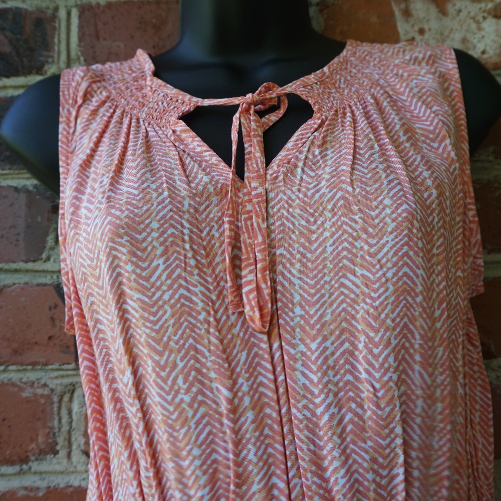 LOFT Summer Dress - Picture 4 of 6